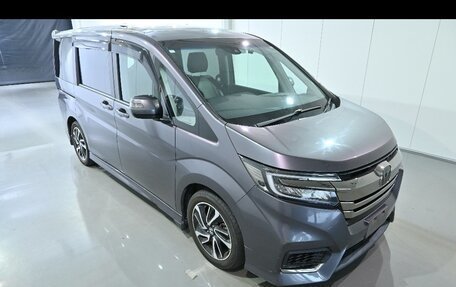Honda Stepwgn IV, 2021 год, 2 280 000 рублей, 8 фотография