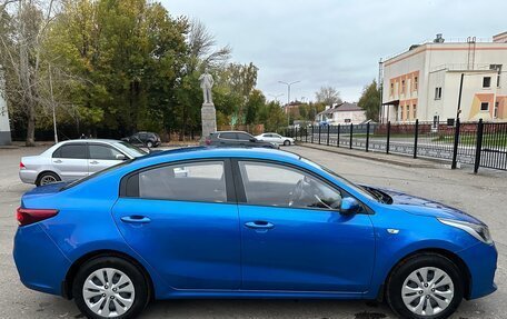 KIA Rio IV, 2018 год, 1 550 000 рублей, 9 фотография