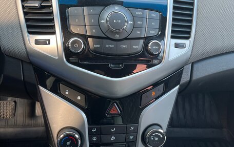 Chevrolet Cruze II, 2012 год, 600 000 рублей, 2 фотография