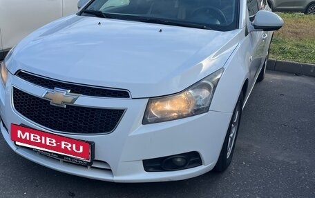Chevrolet Cruze II, 2012 год, 600 000 рублей, 3 фотография