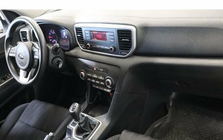 KIA Sportage IV рестайлинг, 2018 год, 1 579 000 рублей, 5 фотография