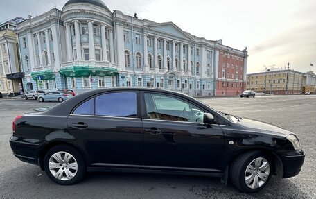Toyota Avensis III рестайлинг, 2004 год, 540 000 рублей, 3 фотография