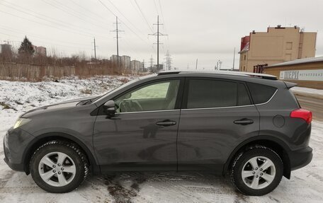 Toyota RAV4, 2013 год, 1 880 000 рублей, 10 фотография