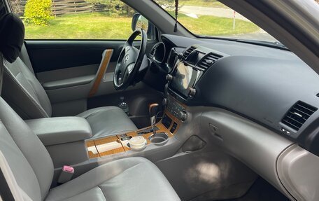 Toyota Highlander III, 2008 год, 1 950 000 рублей, 5 фотография
