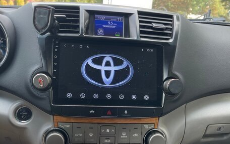 Toyota Highlander III, 2008 год, 1 950 000 рублей, 7 фотография