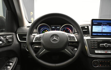 Mercedes-Benz GL-Класс, 2015 год, 2 850 000 рублей, 19 фотография