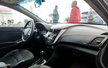 Hyundai Solaris II рестайлинг, 2016 год, 750 000 рублей, 15 фотография
