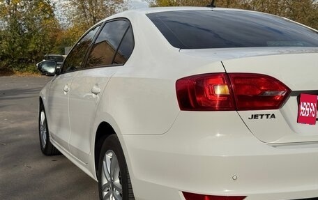Volkswagen Jetta VI, 2013 год, 890 000 рублей, 13 фотография