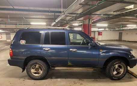 Toyota Land Cruiser 100 рестайлинг 2, 1998 год, 800 000 рублей, 3 фотография