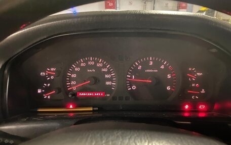 Toyota Land Cruiser 100 рестайлинг 2, 1998 год, 800 000 рублей, 18 фотография
