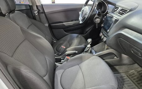 KIA Rio III рестайлинг, 2015 год, 921 000 рублей, 12 фотография