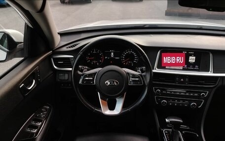 KIA Optima IV, 2018 год, 1 875 000 рублей, 27 фотография