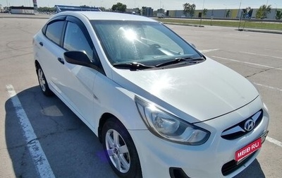 Hyundai Solaris II рестайлинг, 2014 год, 930 000 рублей, 1 фотография