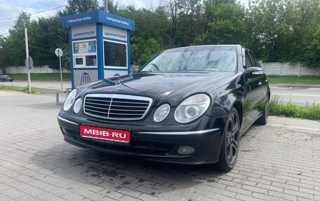 Mercedes-Benz E-Класс, 2005 год, 850 000 рублей, 1 фотография