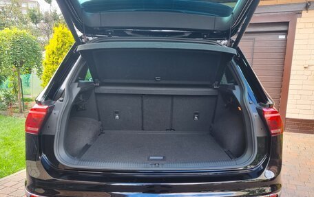 Volkswagen Tiguan II, 2021 год, 4 379 900 рублей, 11 фотография