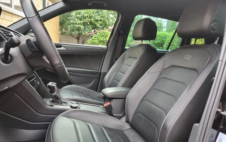 Volkswagen Tiguan II, 2021 год, 4 379 900 рублей, 15 фотография