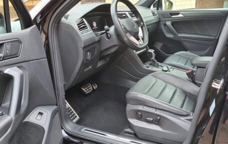 Volkswagen Tiguan II, 2021 год, 4 379 900 рублей, 14 фотография