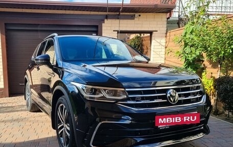 Volkswagen Tiguan II, 2021 год, 4 379 900 рублей, 22 фотография