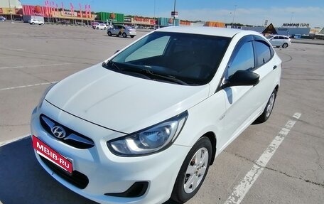 Hyundai Solaris II рестайлинг, 2014 год, 930 000 рублей, 5 фотография