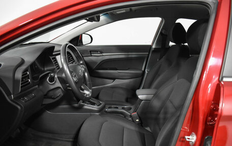 Hyundai Elantra VI рестайлинг, 2019 год, 1 690 000 рублей, 10 фотография