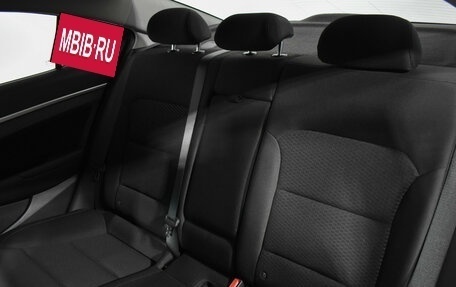 Hyundai Elantra VI рестайлинг, 2019 год, 1 690 000 рублей, 14 фотография