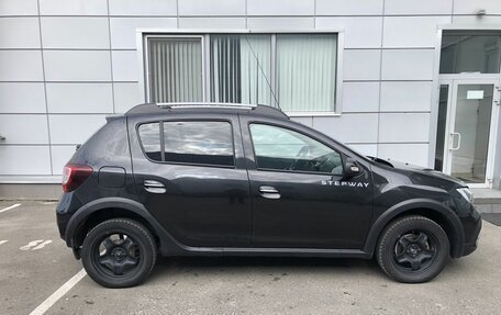 Renault Sandero II рестайлинг, 2018 год, 910 000 рублей, 8 фотография