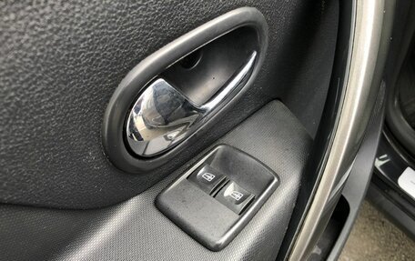 Renault Sandero II рестайлинг, 2018 год, 910 000 рублей, 13 фотография