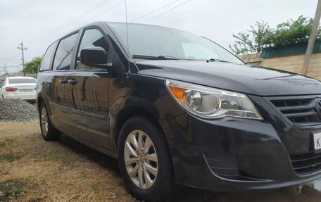 Volkswagen Routan, 2012 год, 1 570 000 рублей, 2 фотография