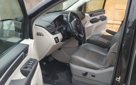 Volkswagen Routan, 2012 год, 1 570 000 рублей, 14 фотография