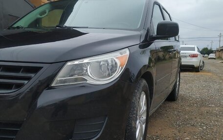Volkswagen Routan, 2012 год, 1 570 000 рублей, 4 фотография