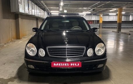 Mercedes-Benz E-Класс, 2005 год, 850 000 рублей, 3 фотография