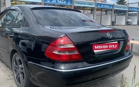 Mercedes-Benz E-Класс, 2005 год, 850 000 рублей, 2 фотография