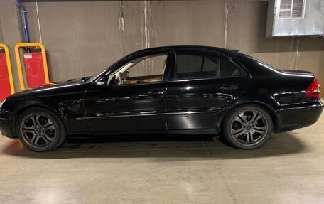 Mercedes-Benz E-Класс, 2005 год, 850 000 рублей, 7 фотография