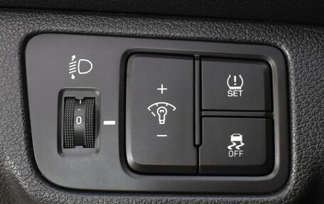 Hyundai Solaris II рестайлинг, 2020 год, 1 300 000 рублей, 8 фотография