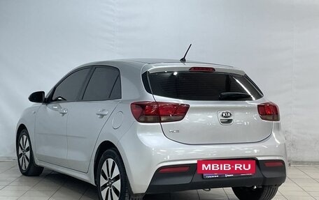 KIA Rio IV, 2018 год, 1 240 000 рублей, 5 фотография