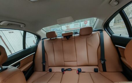 BMW 3 серия, 2018 год, 3 078 000 рублей, 18 фотография