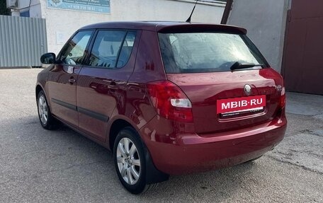 Skoda Fabia II, 2009 год, 999 999 рублей, 19 фотография