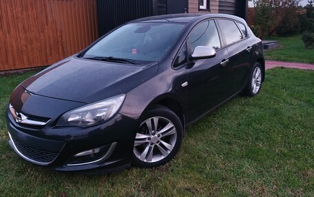 Opel Astra J, 2012 год, 940 000 рублей, 3 фотография