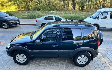 Chevrolet Niva I рестайлинг, 2011 год, 600 000 рублей, 8 фотография