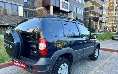 Chevrolet Niva I рестайлинг, 2011 год, 600 000 рублей, 5 фотография