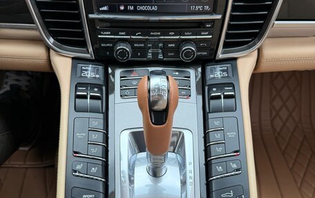 Porsche Panamera II рестайлинг, 2009 год, 3 140 000 рублей, 13 фотография