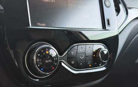 Renault Kaptur I рестайлинг, 2020 год, 1 550 000 рублей, 22 фотография