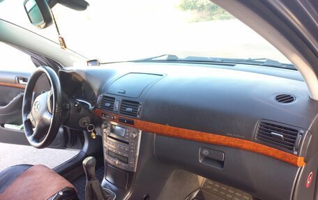 Toyota Avensis III рестайлинг, 2007 год, 650 000 рублей, 9 фотография