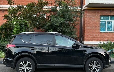 Toyota RAV4, 2017 год, 2 350 000 рублей, 4 фотография