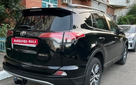 Toyota RAV4, 2017 год, 2 350 000 рублей, 3 фотография