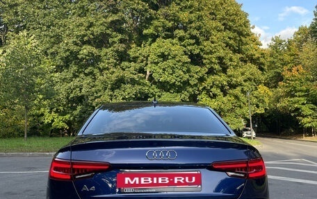 Audi A4, 2019 год, 2 820 000 рублей, 3 фотография