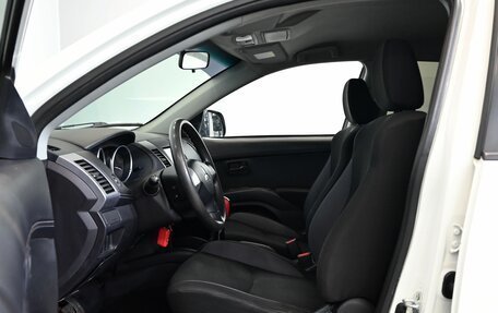Mitsubishi Outlander III рестайлинг 3, 2010 год, 1 250 000 рублей, 10 фотография