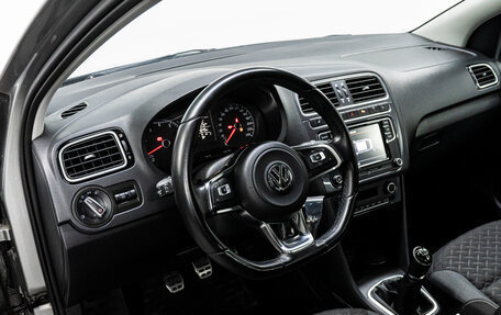 Volkswagen Polo VI (EU Market), 2018 год, 1 177 000 рублей, 9 фотография