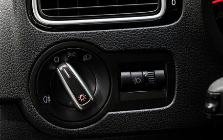 Volkswagen Polo VI (EU Market), 2018 год, 1 177 000 рублей, 20 фотография