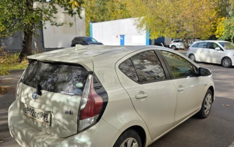 Toyota Aqua I, 2015 год, 950 000 рублей, 6 фотография